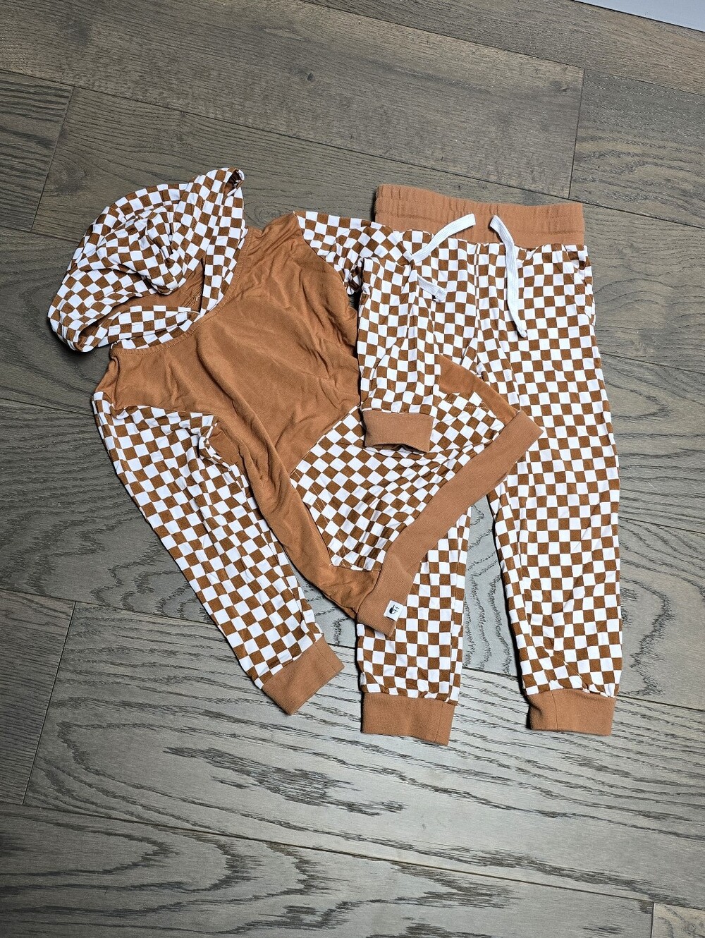 George Hats Checkered Bamboo Hoodie Jogger Set in Camel 3T - 4T